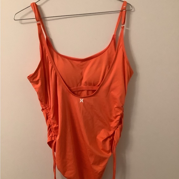 Hurley swimsuit - Picture 2 of 2